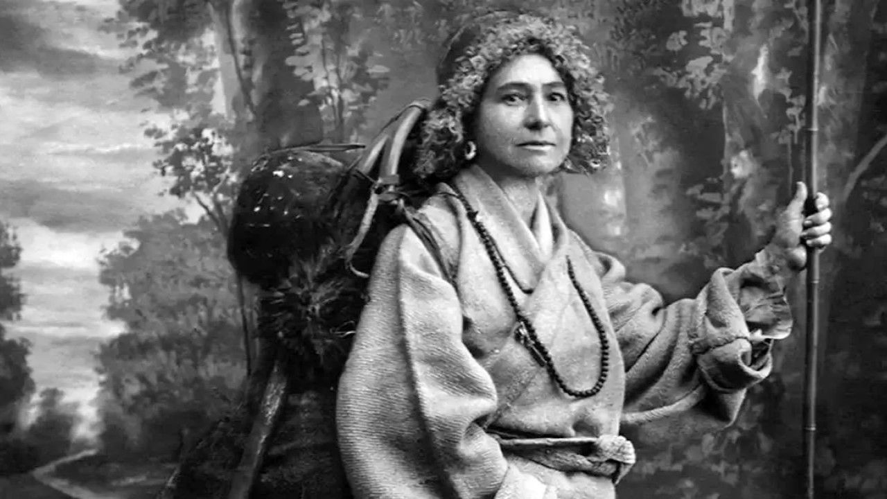 Alexandra David-Néel : Du Sikkim au Tibet Interdit backdrop