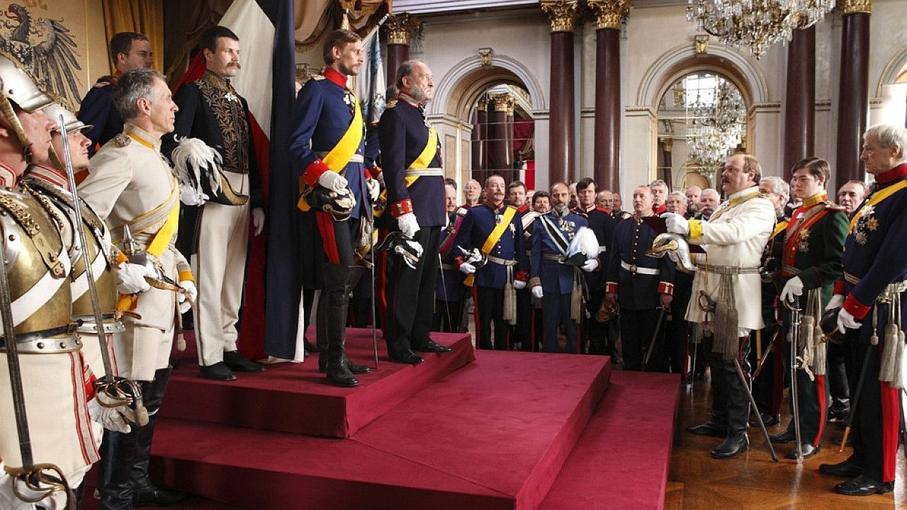 Vom Reich zur Republik backdrop