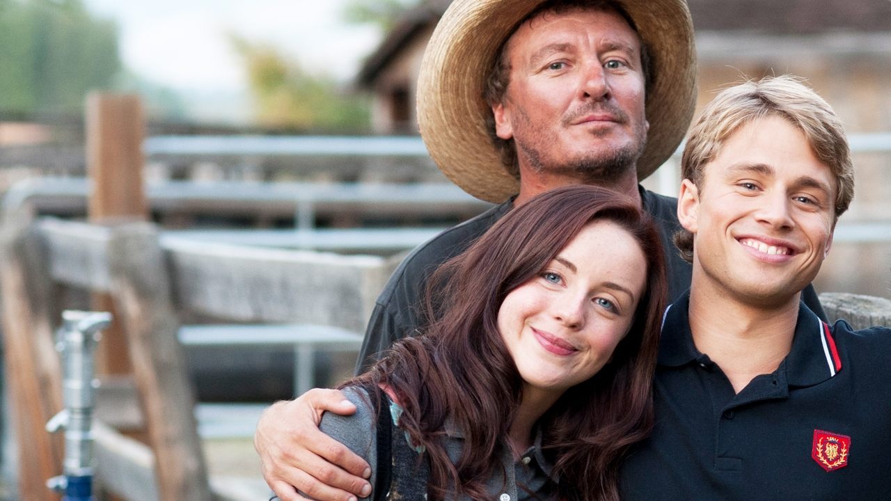 Flicka: Country Pride backdrop