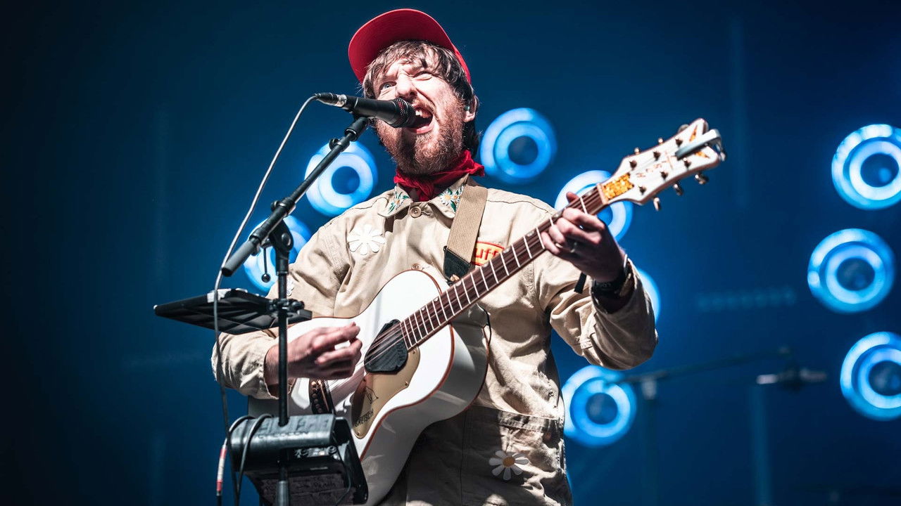 Melin Melyn en concert aux Trans Musicales de Rennes 2024 backdrop