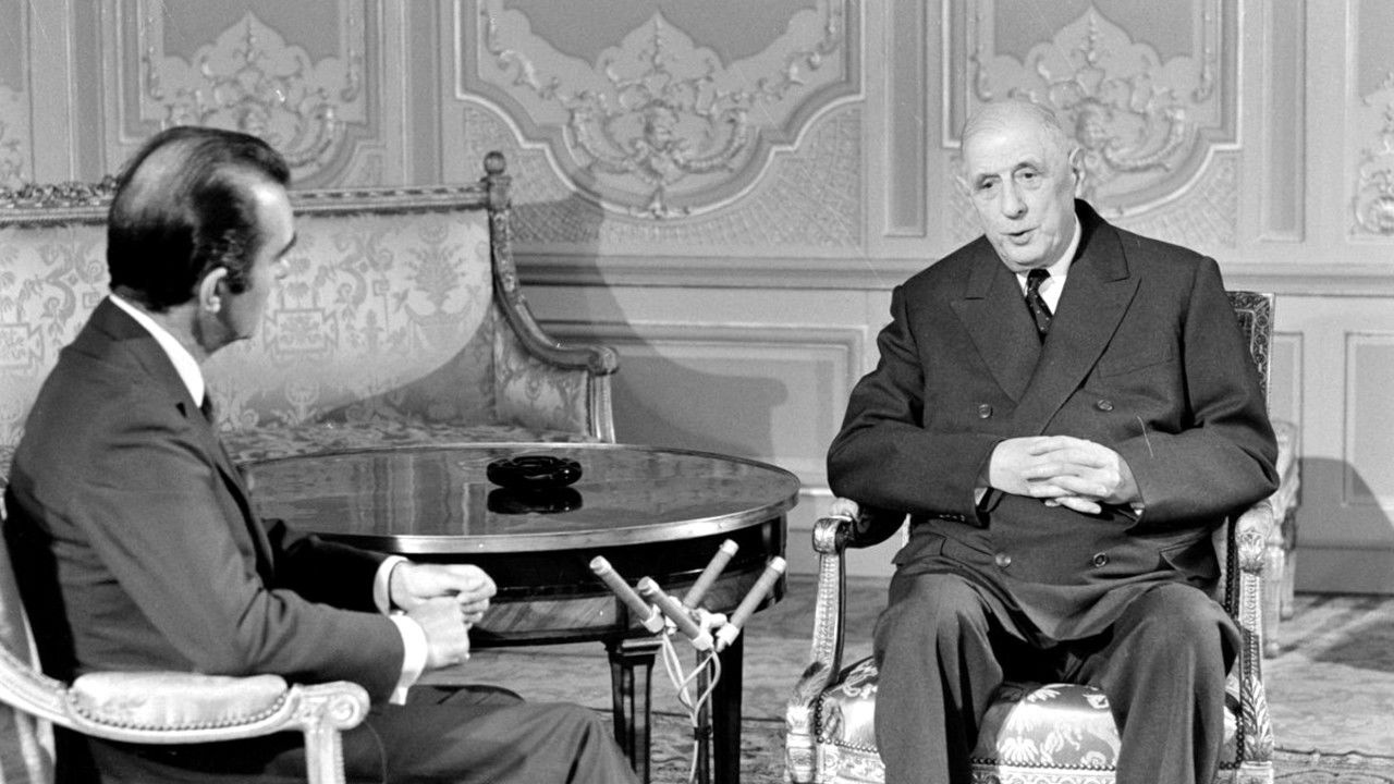 De Gaulle, le géant aux pieds d'argile backdrop