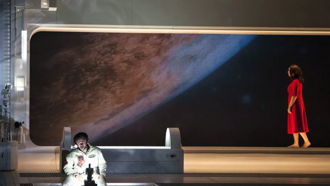 Puccini: La Bohème backdrop