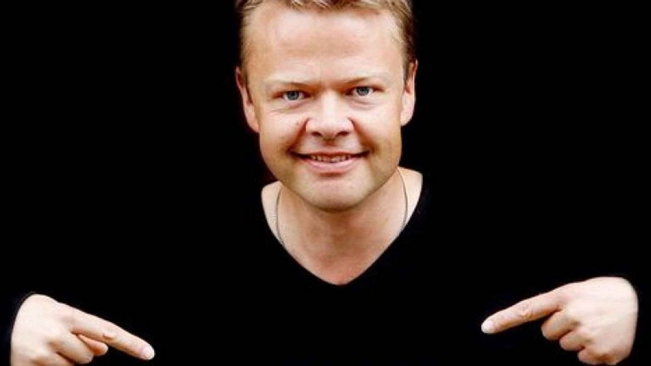 Carsten Bang - Har Satan En Fætter? backdrop