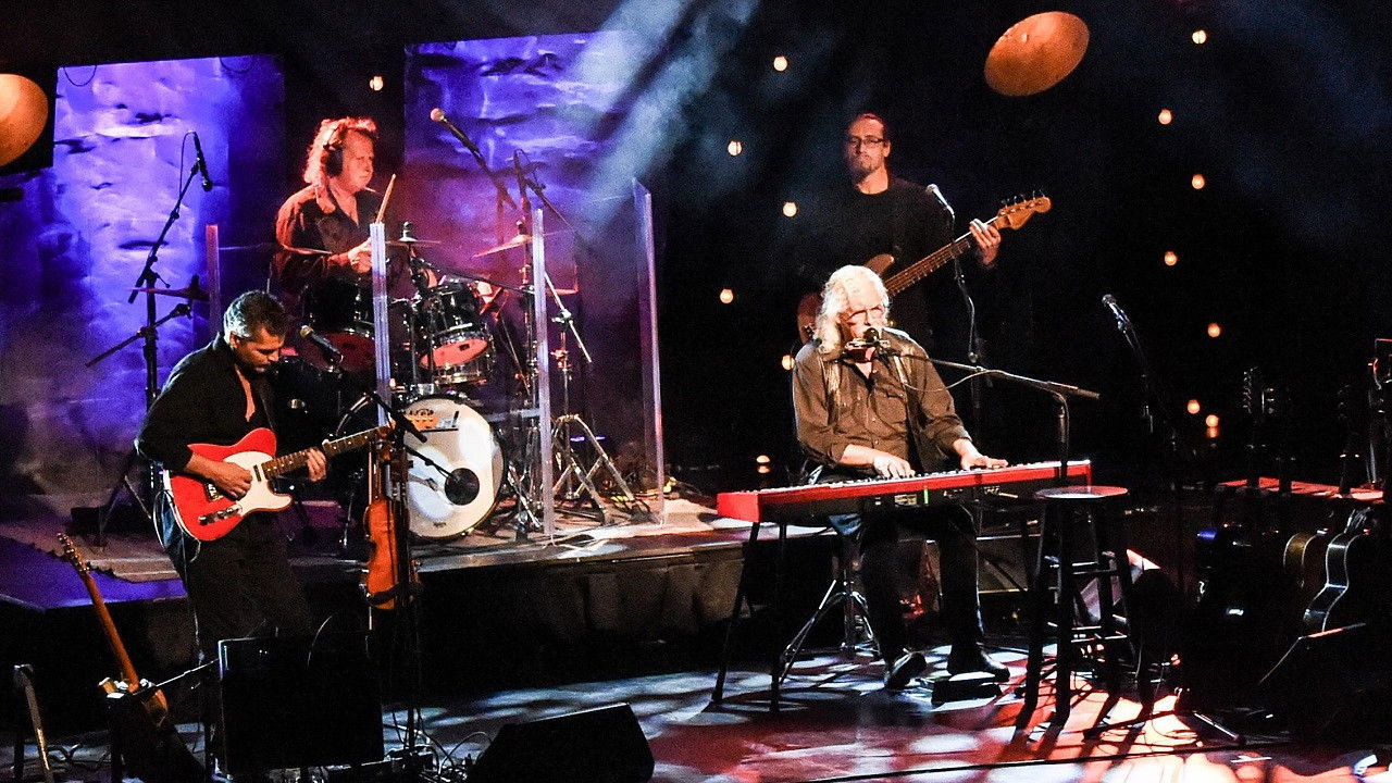 Arlo Guthrie - Alice’s Restaurant 50th Anniversary Concert With Arlo Guthrie backdrop