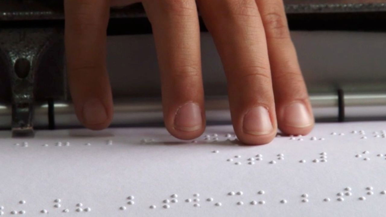 ¿Qué ves? Ecos de lo invisible backdrop