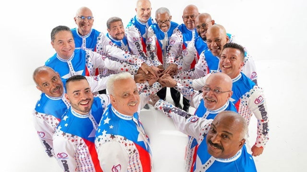 Check In con El Gran Combo backdrop