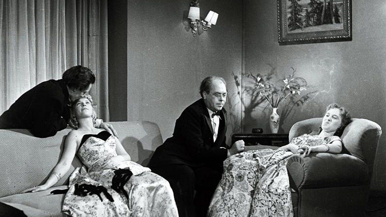 Days of June backdrop