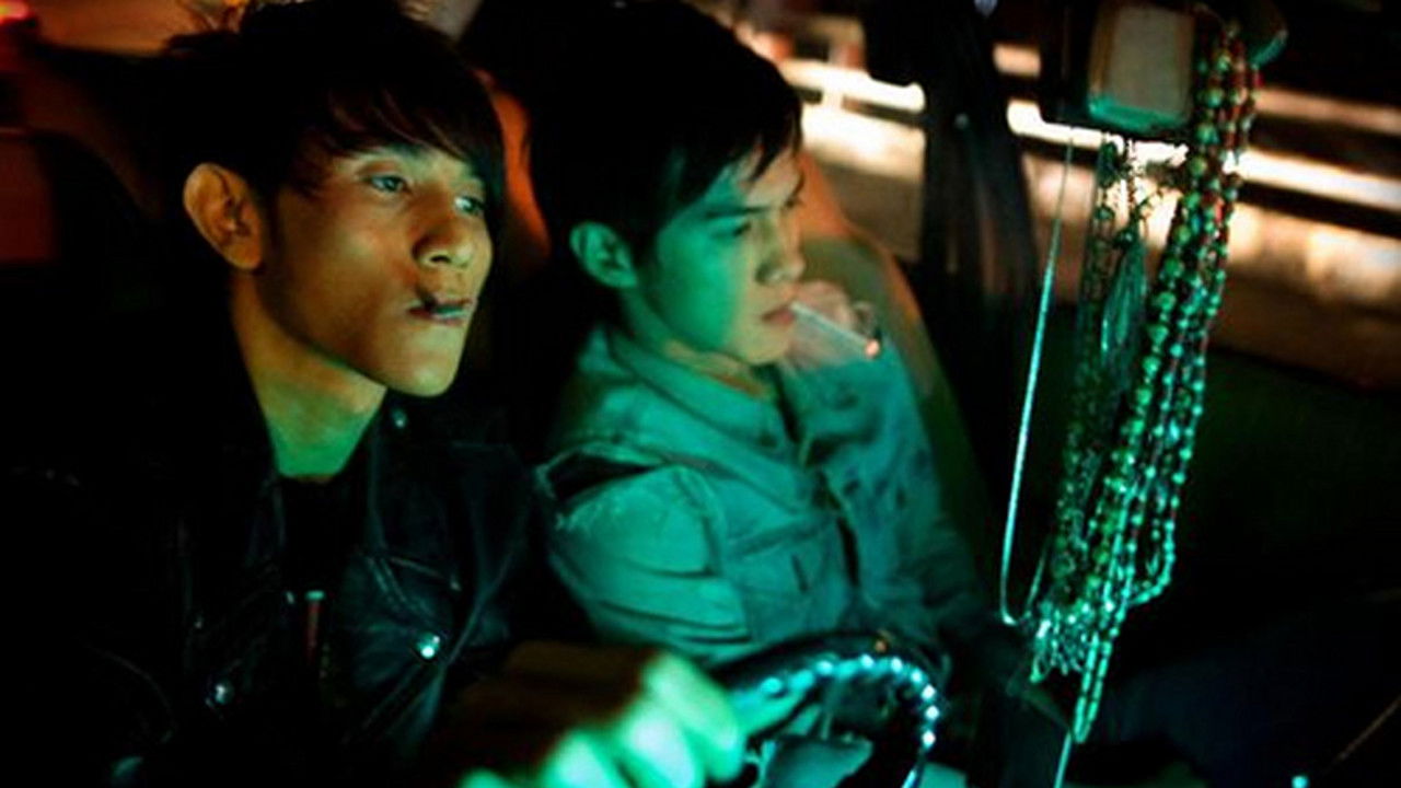 Realita, Cinta dan Rock'n Roll backdrop