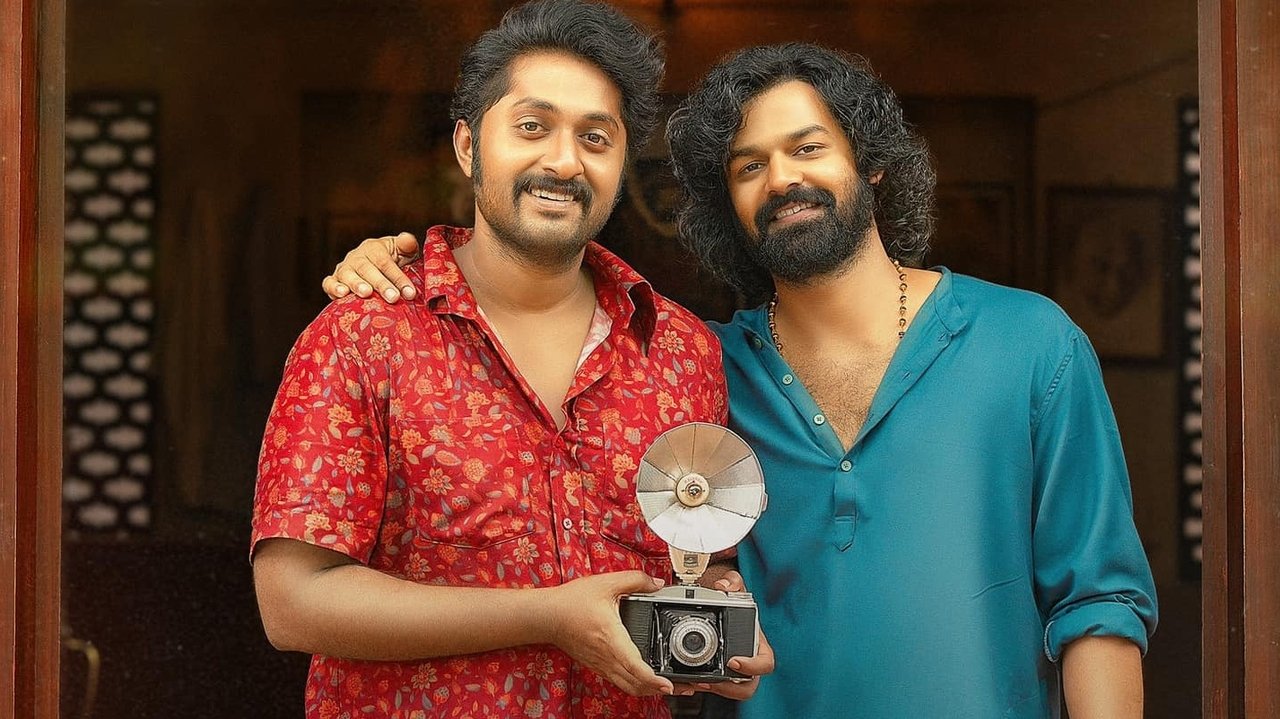 Varshangalkku Shesham backdrop