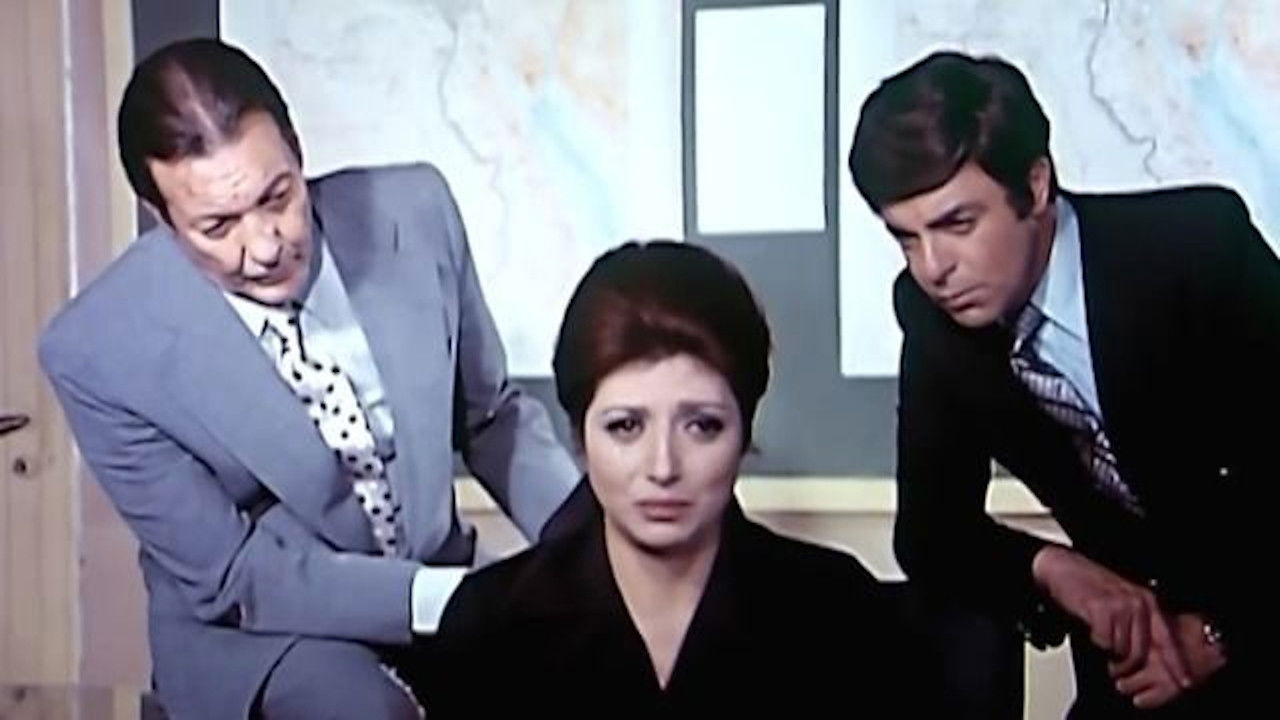 Circle of doubt backdrop