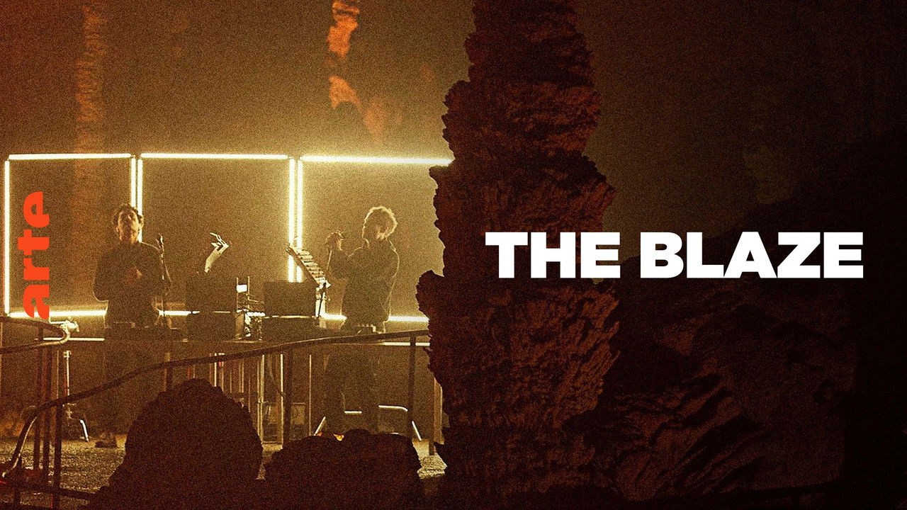 The Blaze dans la Grotte de la Salamandre backdrop