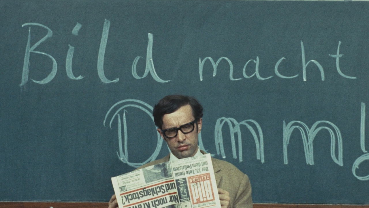 I’m an Elephant, Madame backdrop