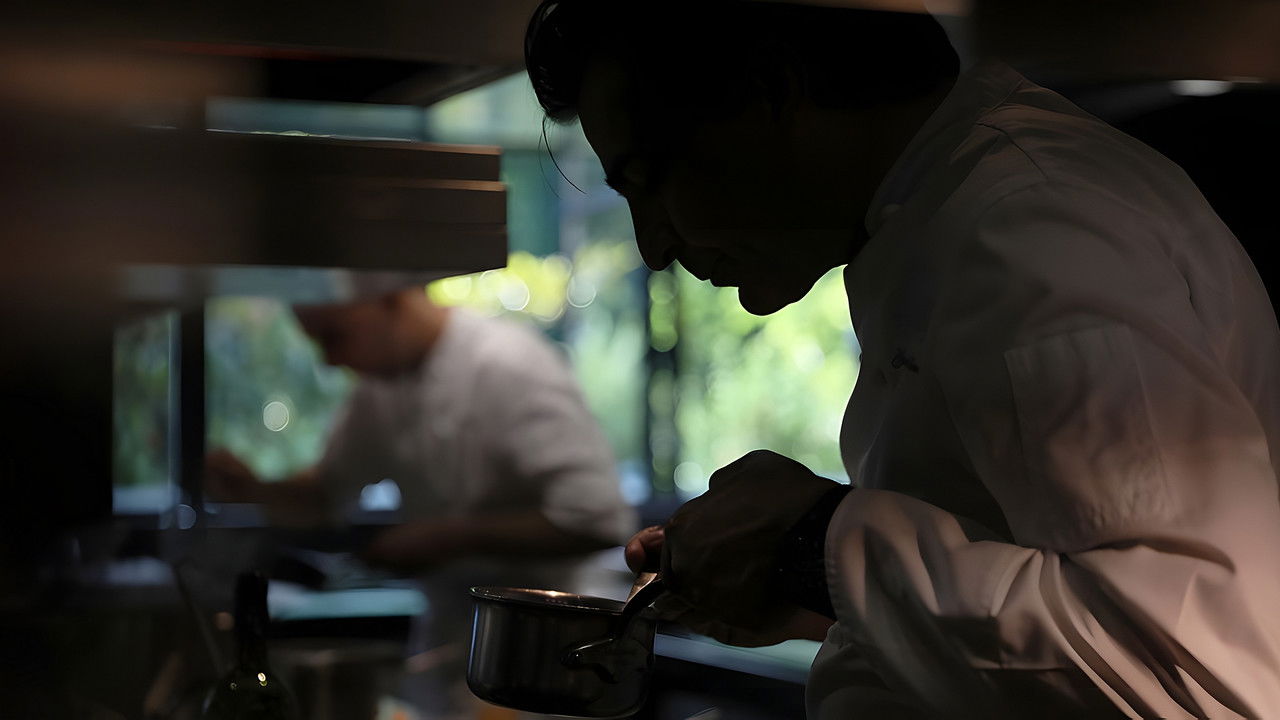 La Traversée backdrop