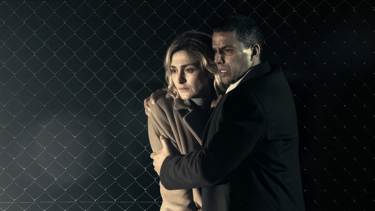 Carré Blanc backdrop