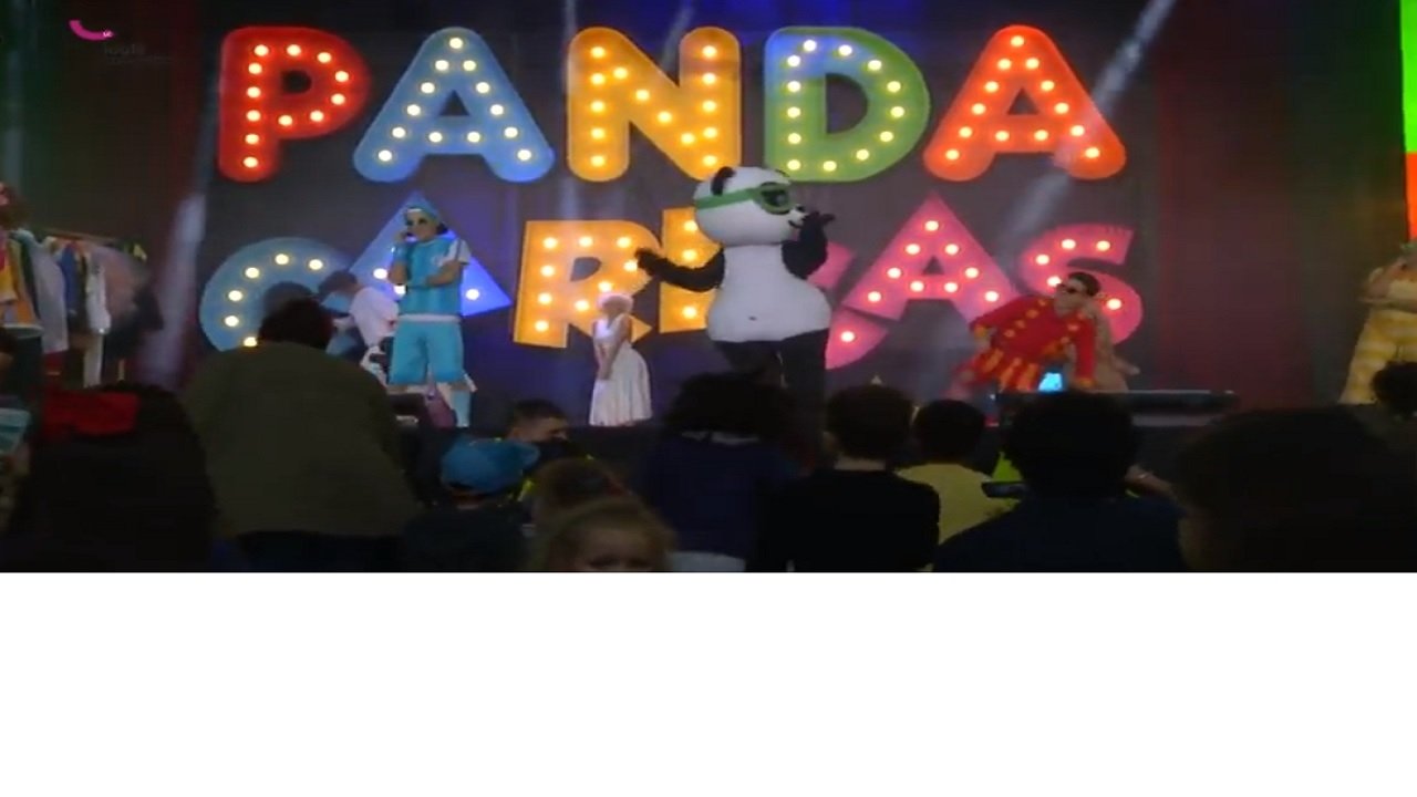 Panda e os Caricas - O Musical 2017 Ao Vivo backdrop
