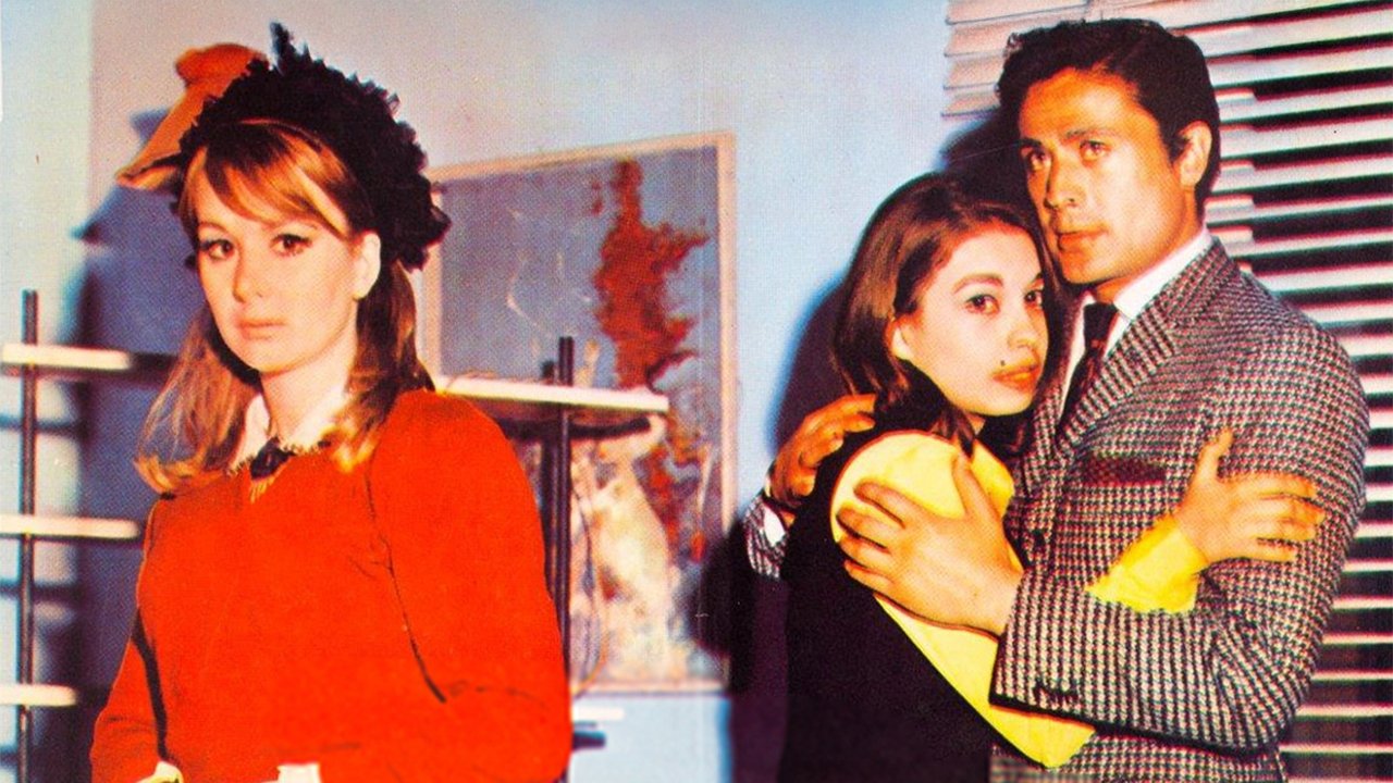 Acı Tesadüf backdrop