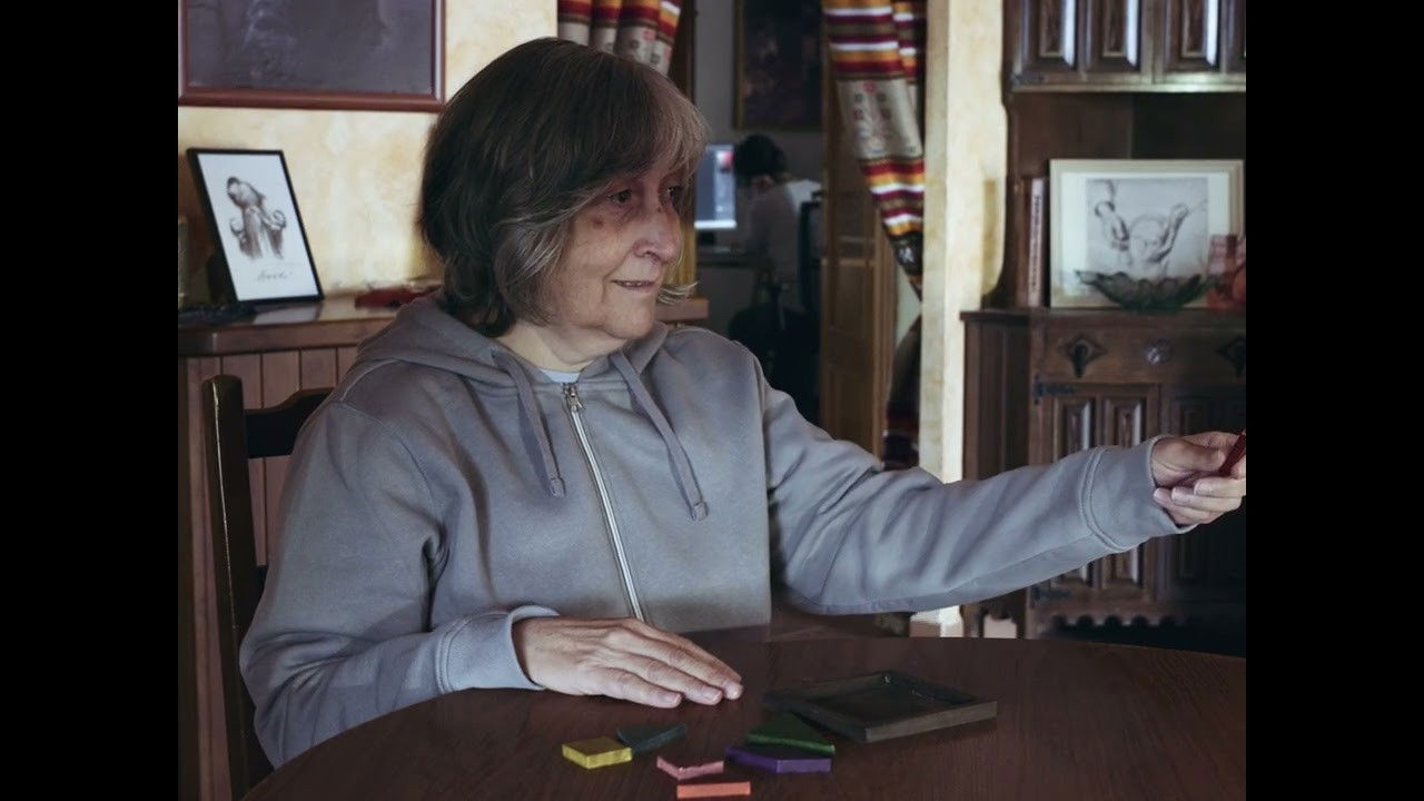 El escondite backdrop