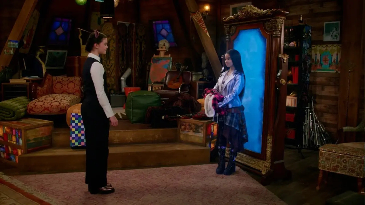 Vampirina: Teenage Vampire - First Heartbeat backdrop