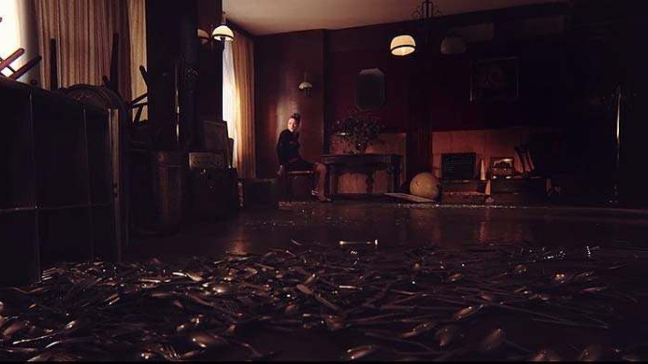 In a Lonely Place backdrop