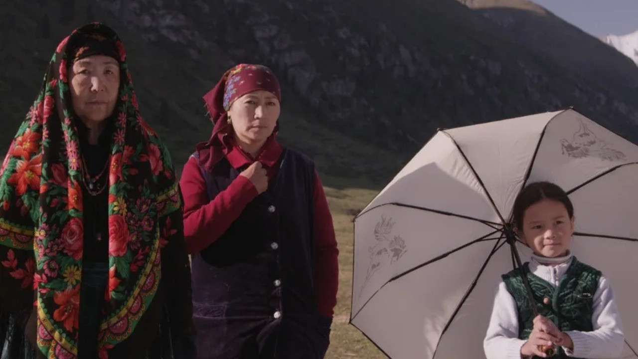 Heavenly Nomadic backdrop