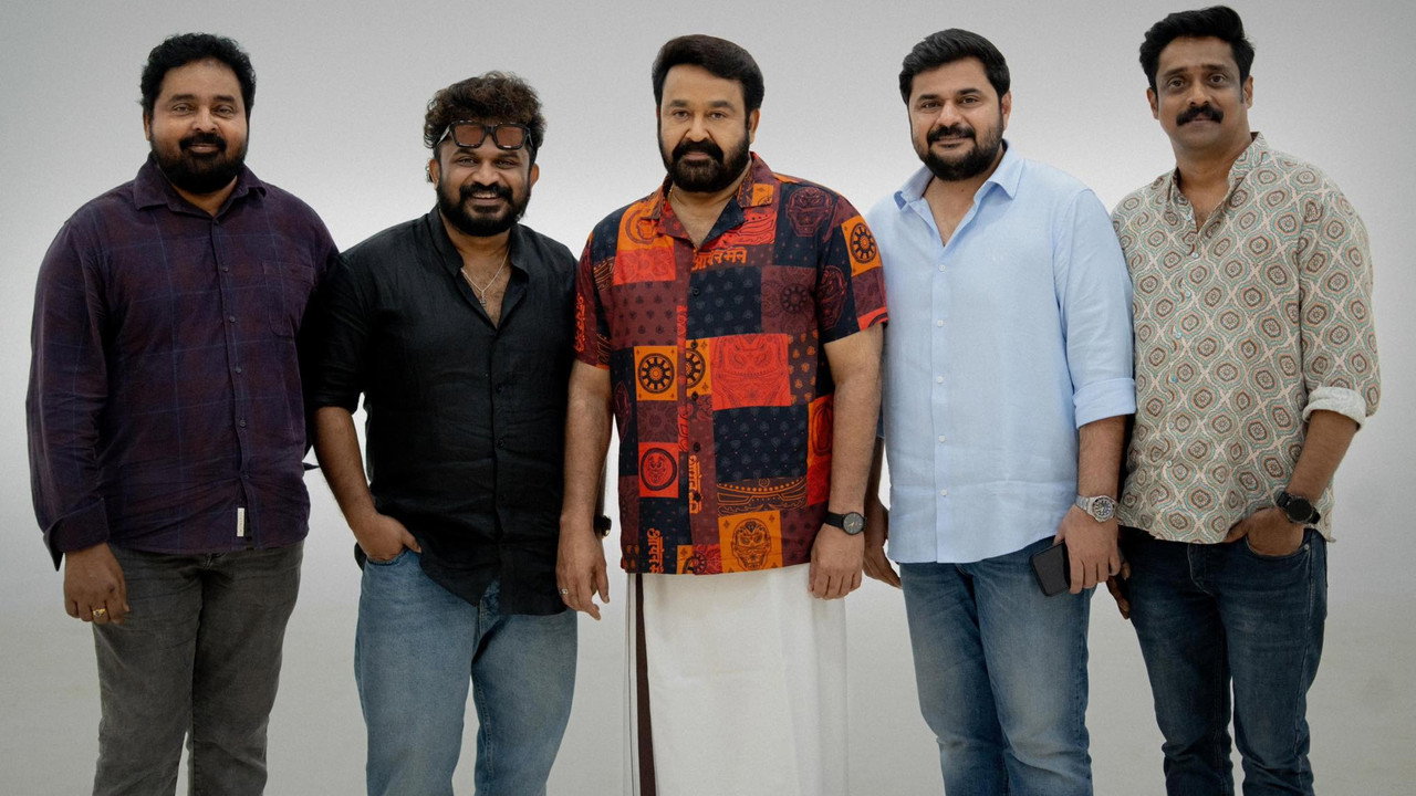 Athimanoharam backdrop