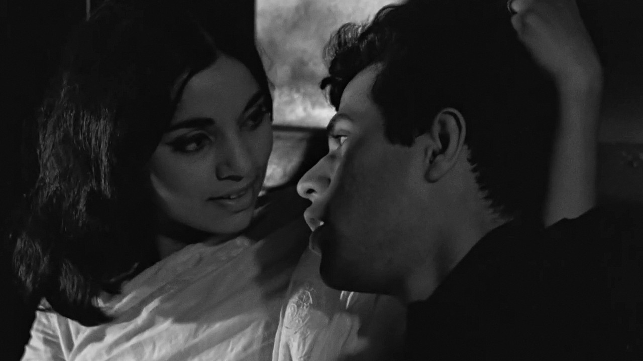 37 Down Manmad Passenger backdrop