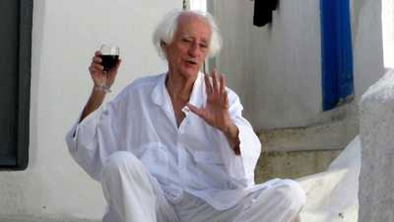 Evoé: Portrait of an Anthropophage backdrop