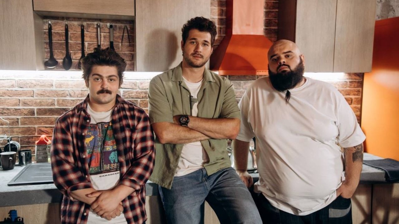 Life for Three backdrop