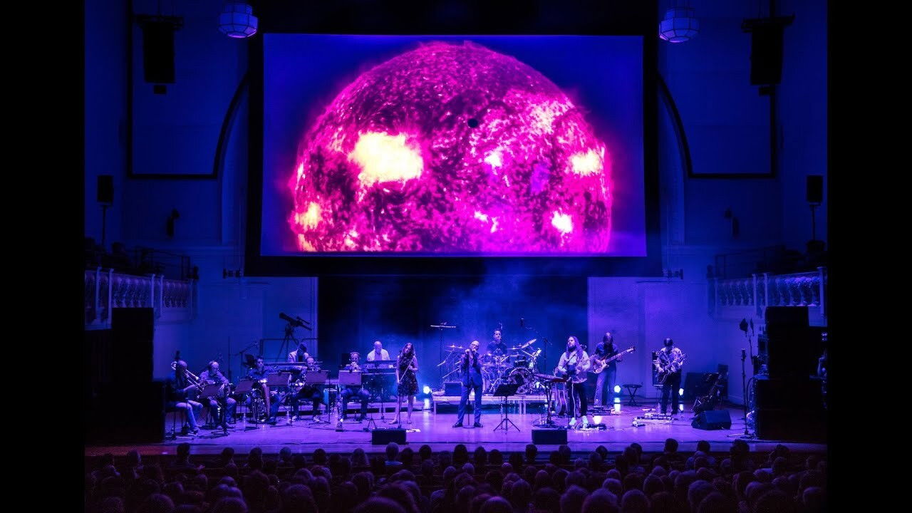 Big Big Train : Reflectors Of Light backdrop