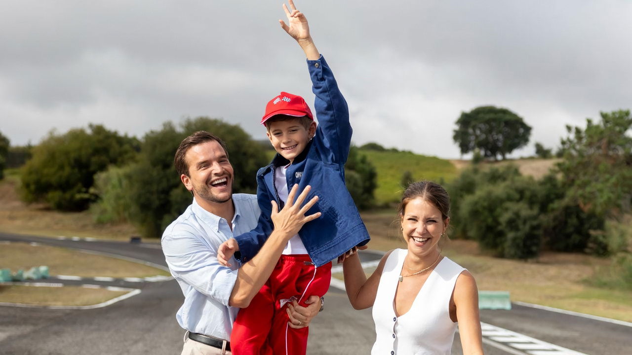 I Give You My Life backdrop