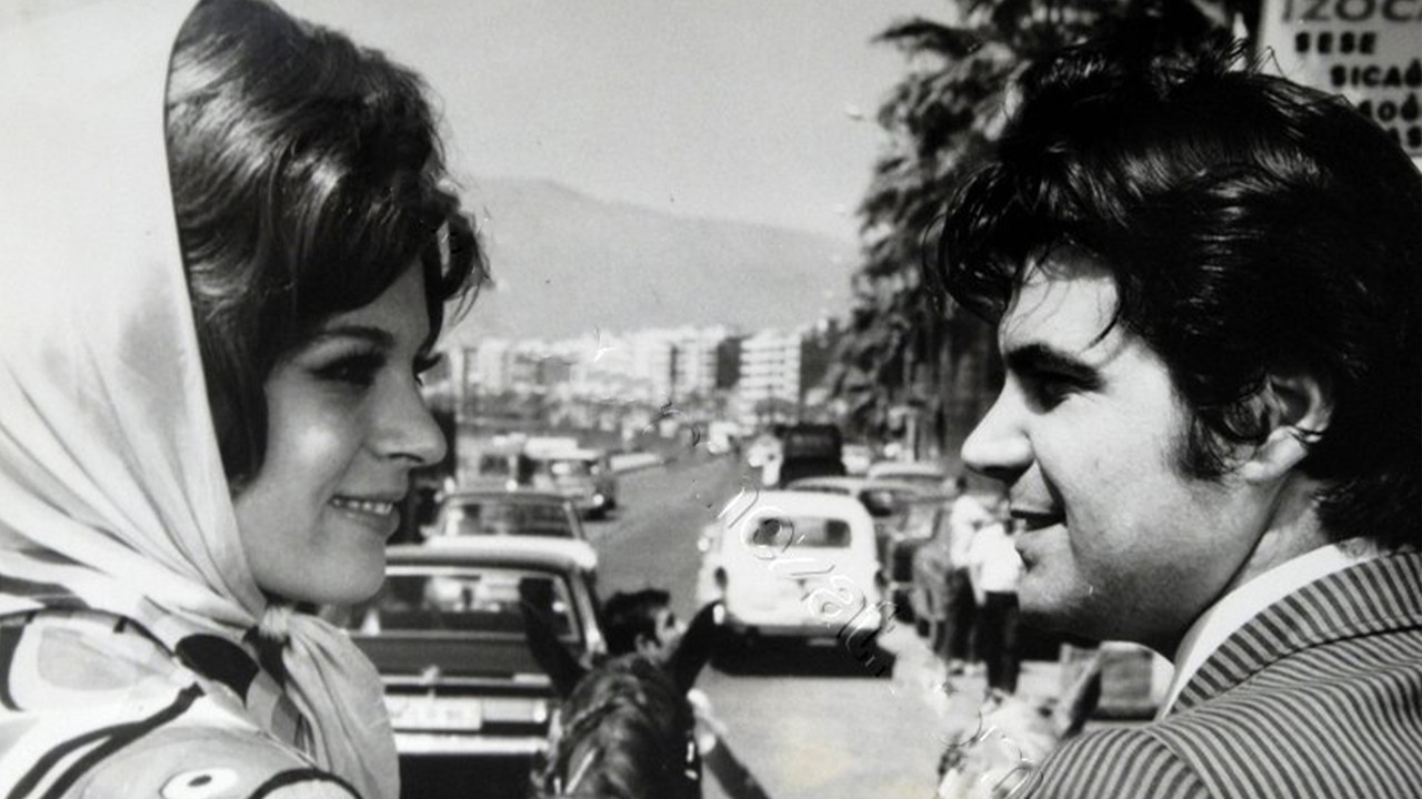 Saadet Güneşi backdrop