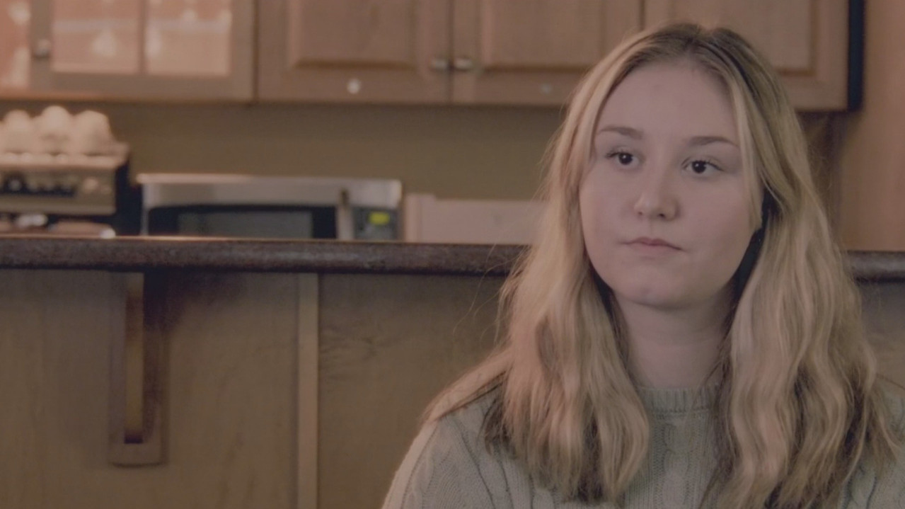 With Love, Mona backdrop