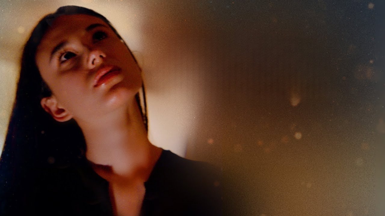 Angels in Retina backdrop