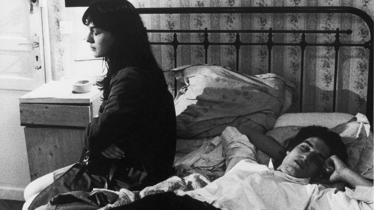 Regular Lovers backdrop