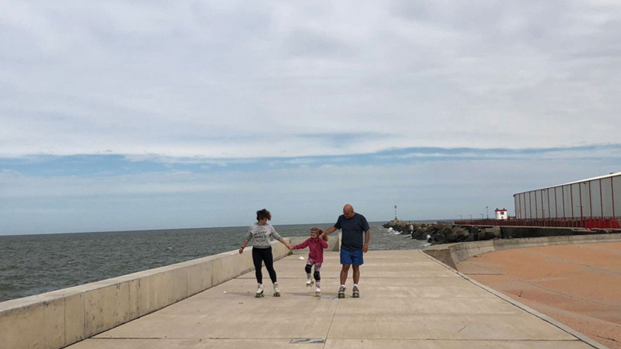 78 Revoluciones backdrop