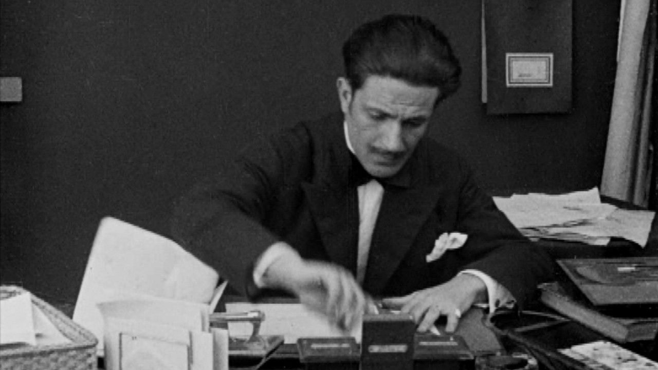 O Primo Basílio backdrop