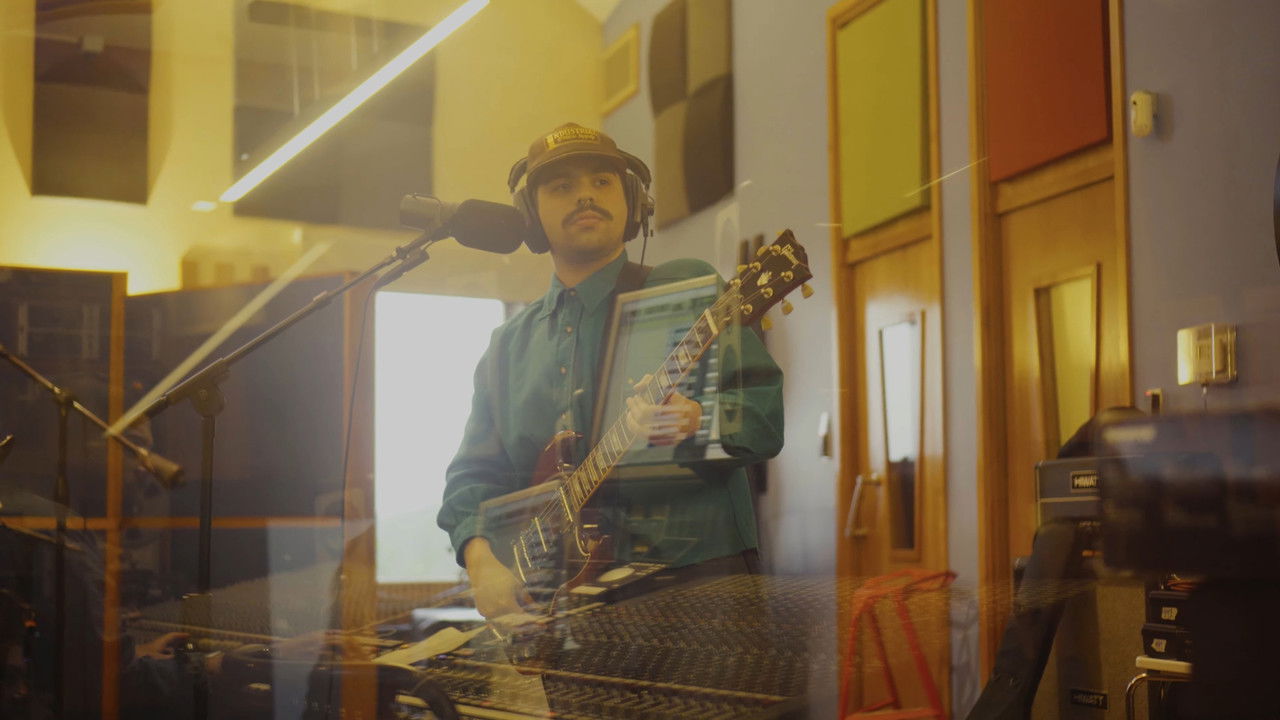 The Making Of "Apoyo Emocional" backdrop