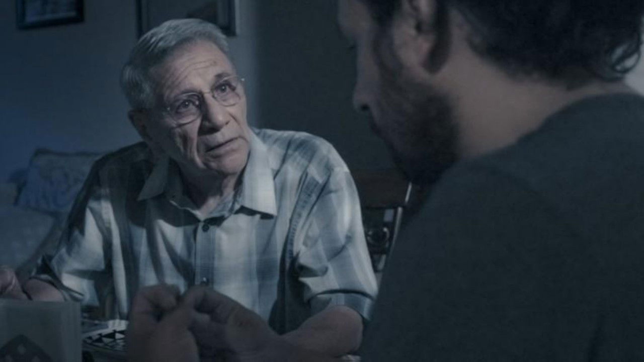 Un grito en silencio backdrop