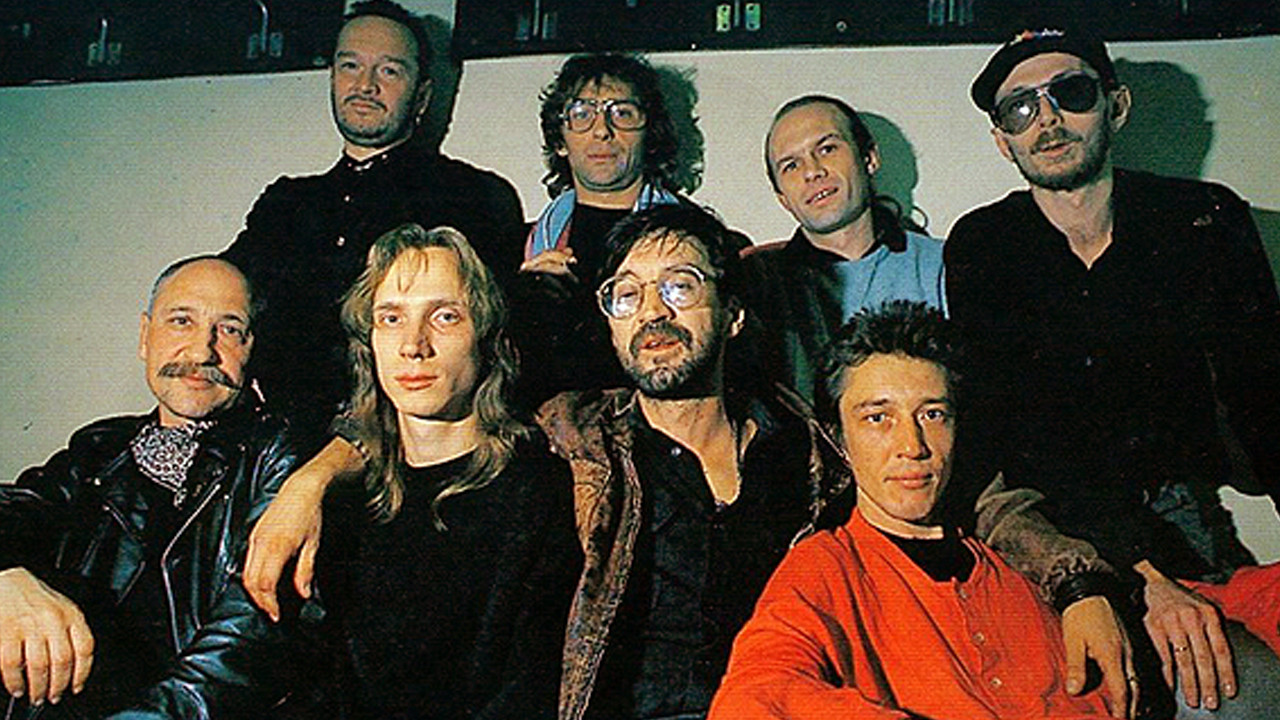 DDT: Black Dog Petersburg backdrop