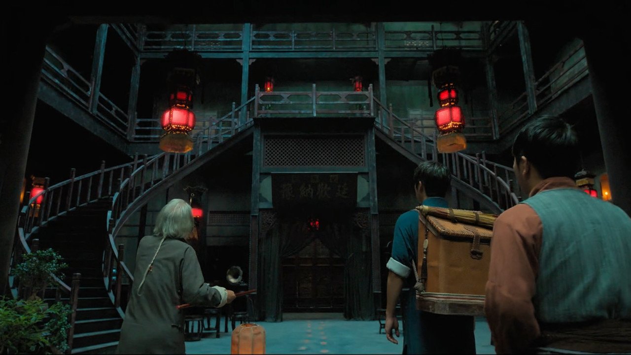 Mr Yin-Yang backdrop