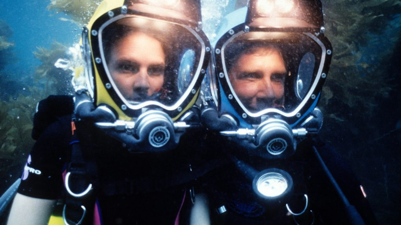 Avalon: Beyond the Abyss backdrop