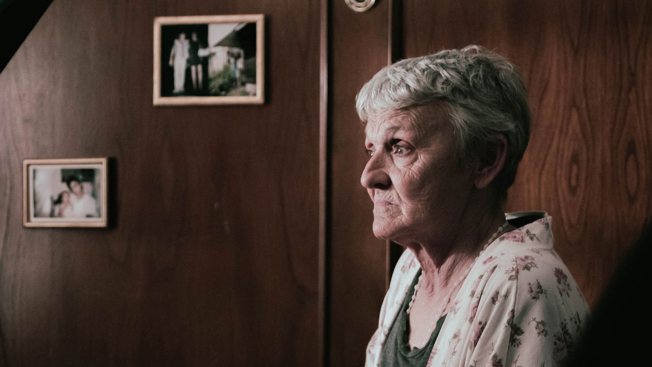 Rojo Carmesí backdrop