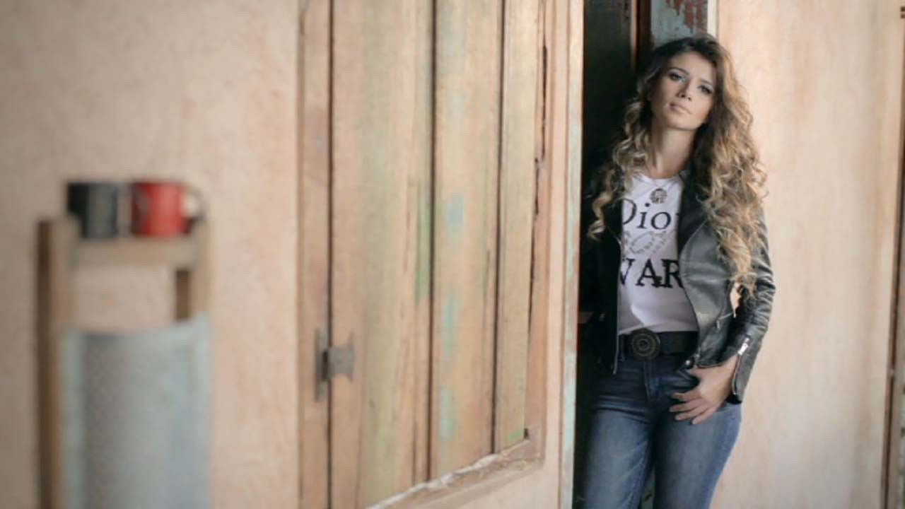 Paula Fernandes: Encontros Pelo Caminho backdrop