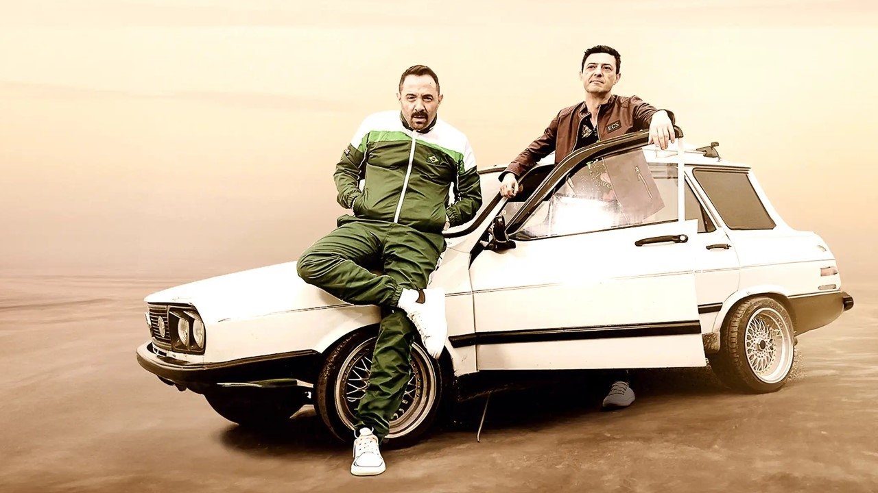 Hep Yek: Aşiret backdrop