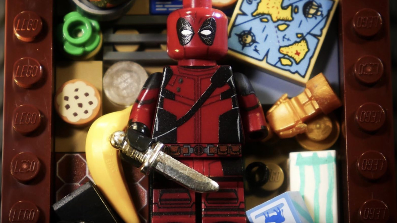 Deadpool Movie in LEGO backdrop