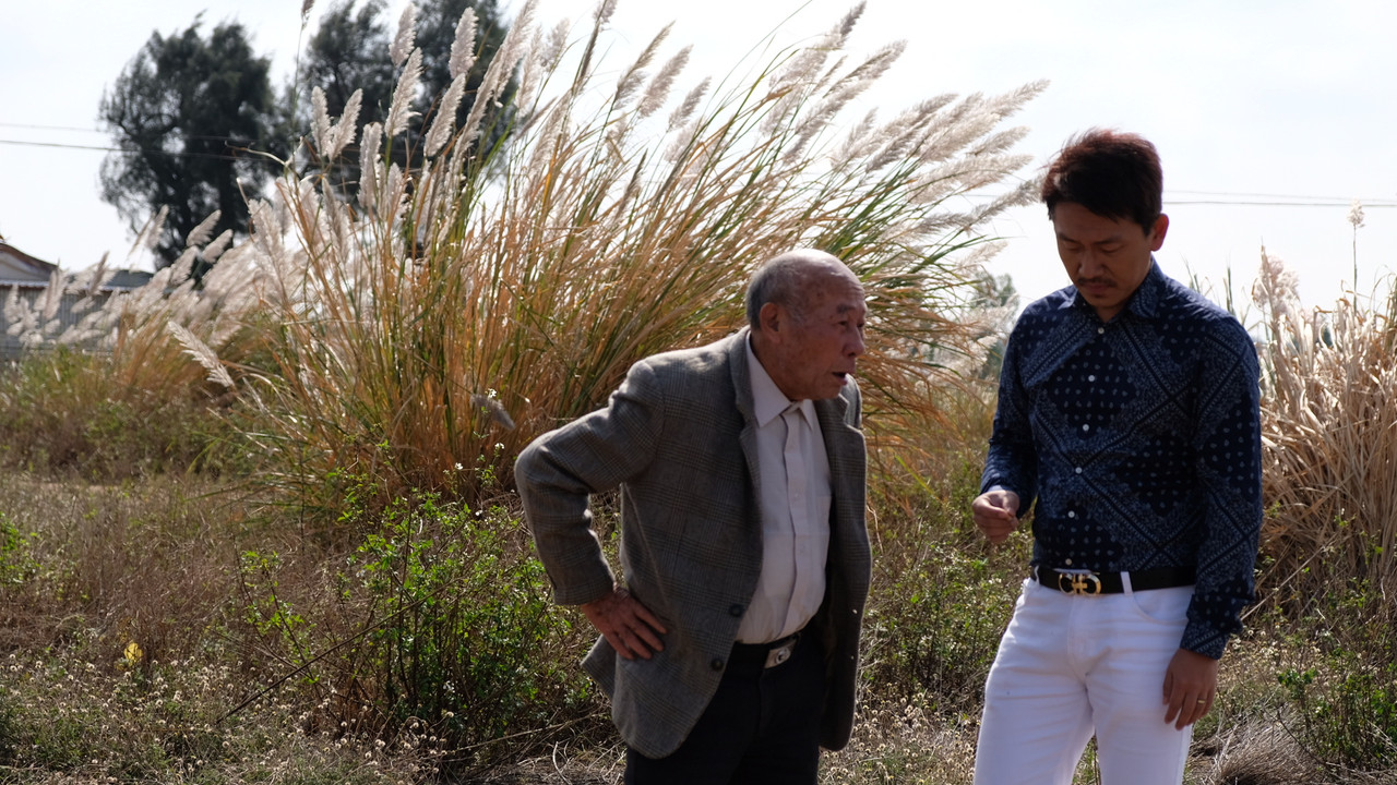 The Hongkongers backdrop