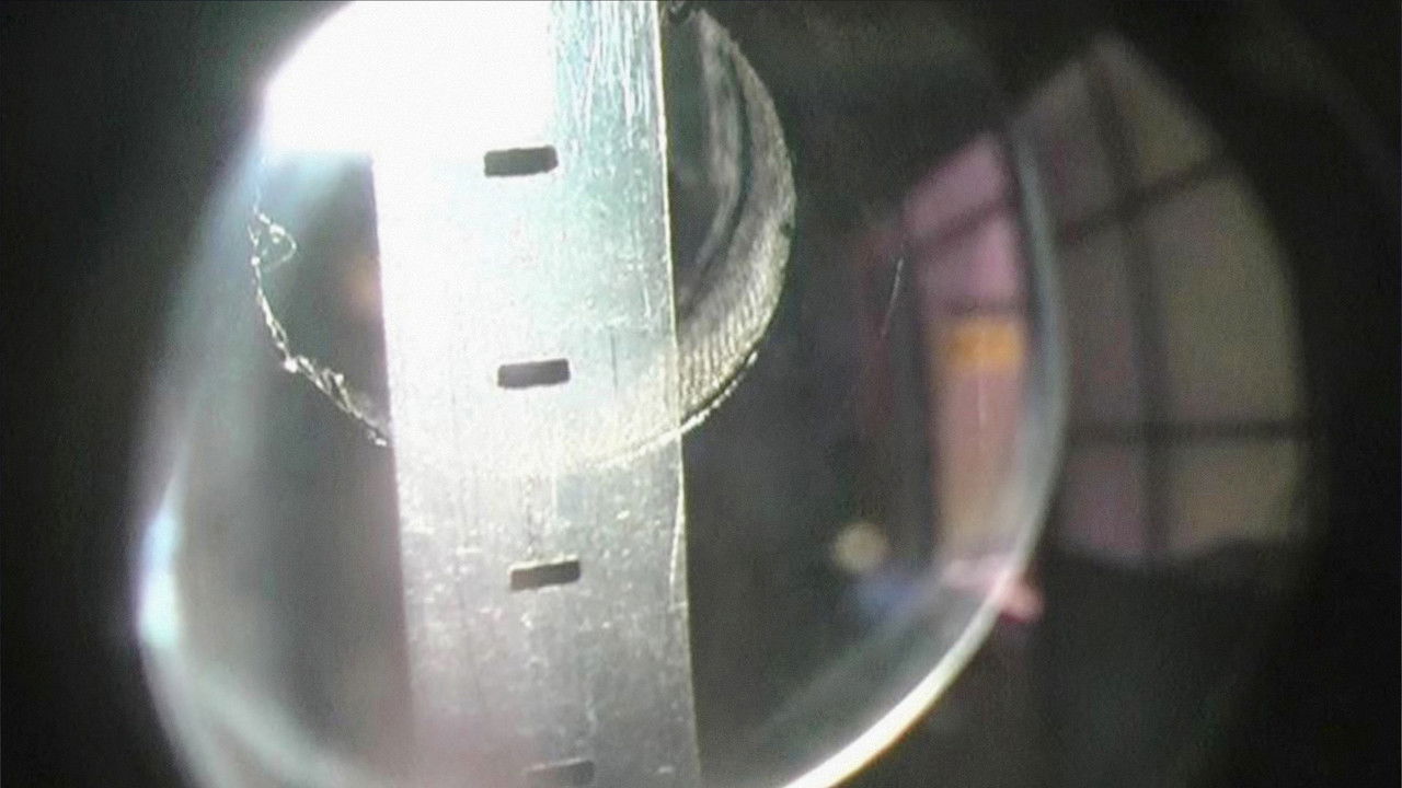 Being Painted 9.5mm backdrop