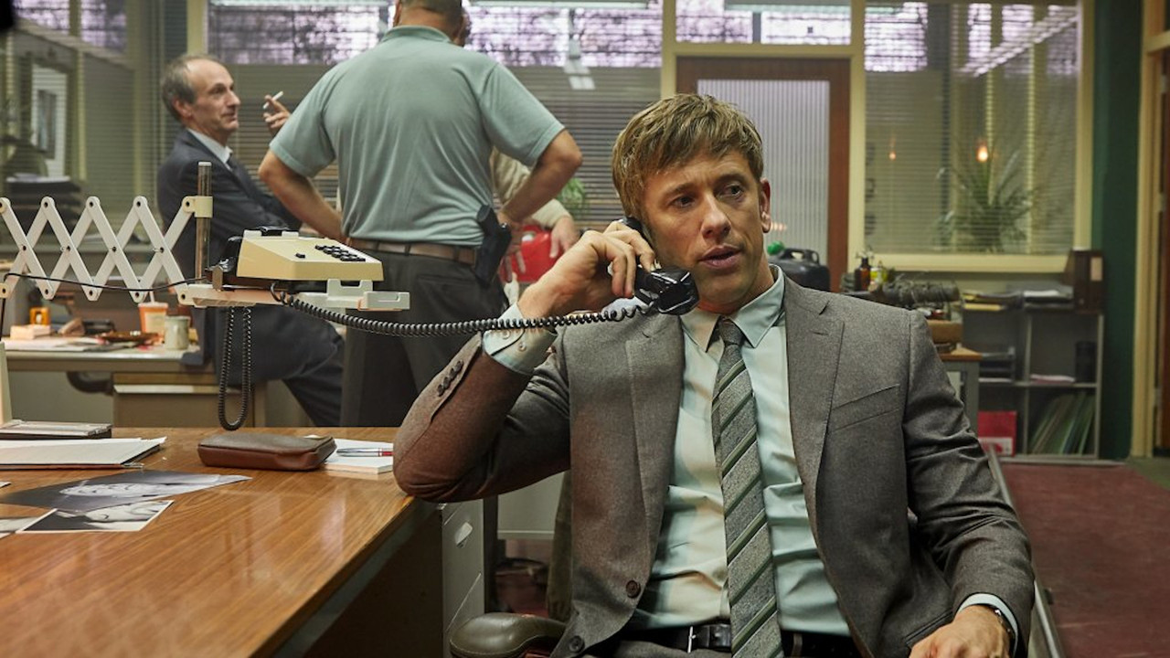 Amsterdam Vice backdrop