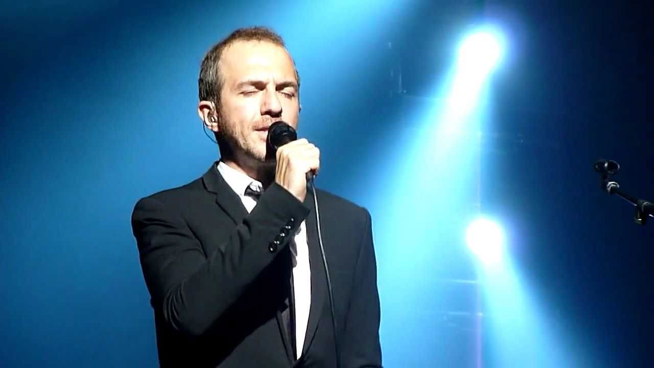 Calogero - En Concert Symphonique backdrop