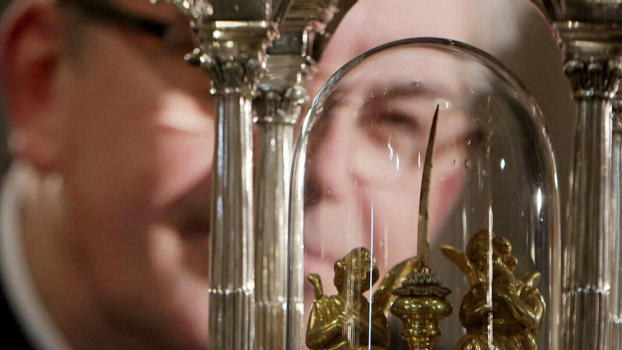 The Holy Relics: The Quest backdrop